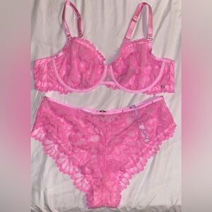 Savage Fenty - Pink Not Sorry Unlined Lace Bra & Cheeky Panty
